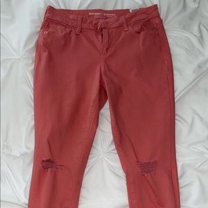 LIGHTLY WORN Old navy hot pink ripped jeans.